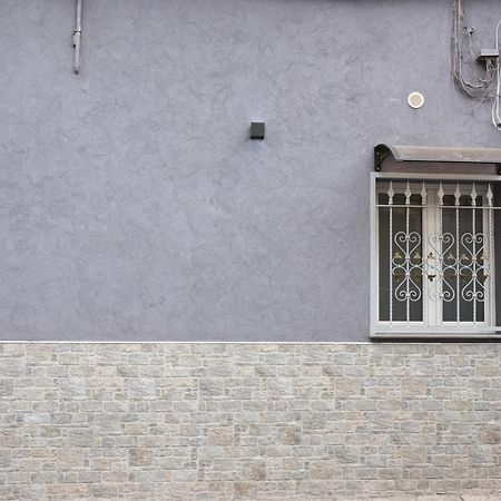Вілла Casa Vacanze La Dolce Casa Катанія Екстер'єр фото